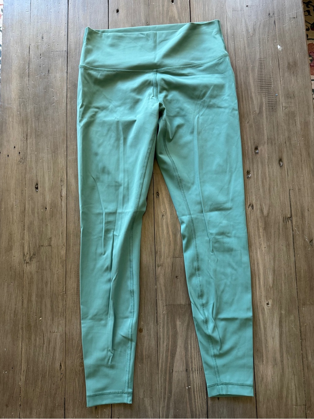 Lululemon High Rise Legging - Picture 2 of 4